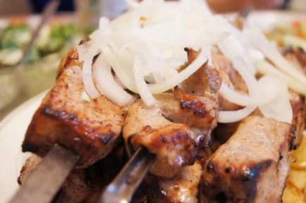 Cum să murăm kebab shish din carne de porc și de pui - top 10 retete