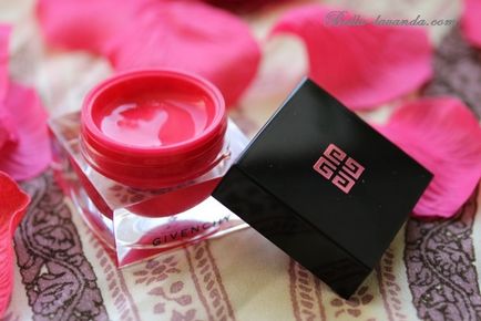 Cream Blush pirosító Givenchy memoár de forme emelkedett extravagáns