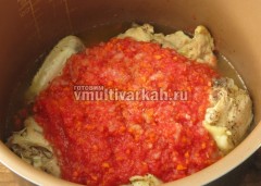 Курка в томатному соусі в мультиварці покроковий рецепт з фото, готуємо в мультиварці