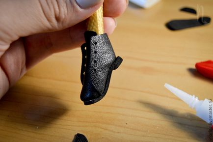 Productia de pantofi pentru pupae de masterat - târg de meșteșugari - manual, manual