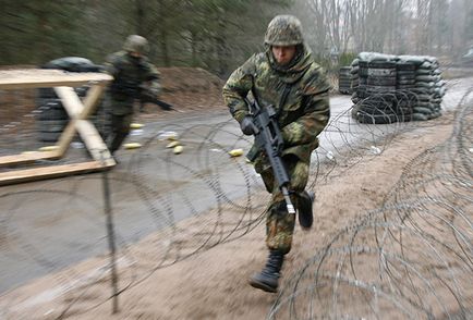Hogy képes közös erők a NATO katonai hatalmi struktúrák