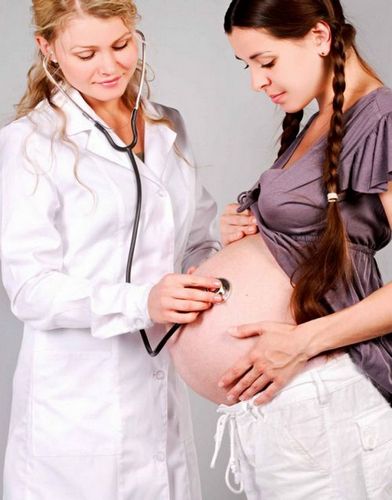 На якому терміні опускається живіт у повторнородящих, все про вагітність