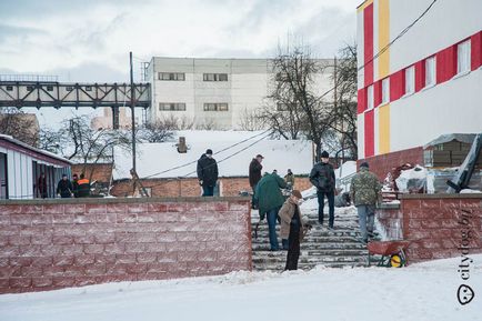 Piata New Cherven din Lošice (foto), revista despre Minsk