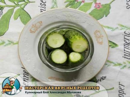 Огірки з кетчупом - чилі рецепт зимової консервації