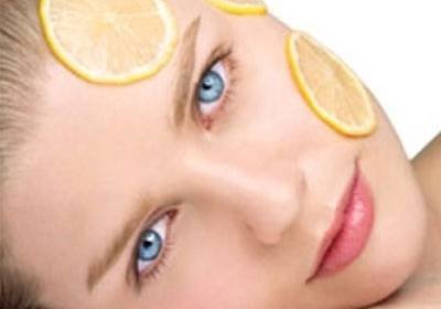 Відбілююча маска для обличчя з жовтка з лимоном