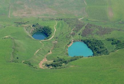 Restul în Kabardino-Balkaria Lacul Shadhury și Cascada Gedmish