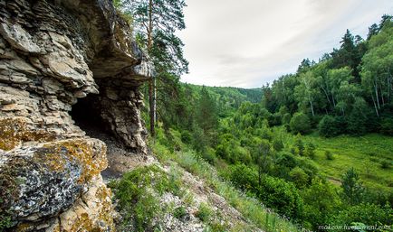 Drumeții în castronul de piatră din regiunea Samara și grota ursului