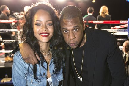 A plasztikai sebészet Rihanna haja Rihanna - 300 (műanyag) A plasztikai sebészet Rihanna haja Rihanna - 300