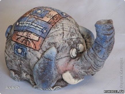 Handmade - un elefant - dintr-un aluat sărat, cu mâinile tale