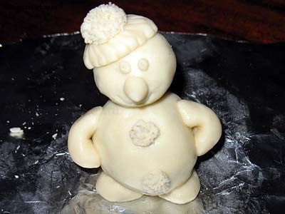 Вироби з солоного тіста - сніговик - з фото інструкцією