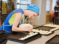 Producția de cookie-uri ca o instruire în tehnologie de afaceri