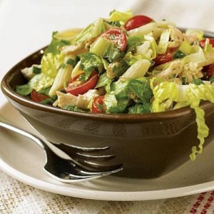 Retetele de salata de Caesar sunt concepute pentru fiecare gust
