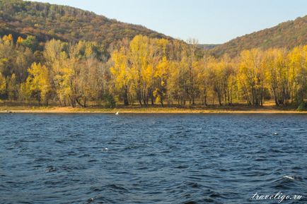 Satul shiryaevo și mănăstirea montană, regiunea Samara