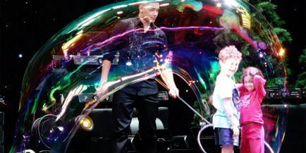 Шоу мильних бульбашок на день народження дитини своїми руками