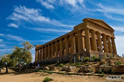 Sicilia istorie, natura, vacanțe, bucătărie - italiatut