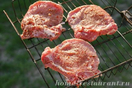 Sertés steak a grill - home étterem
