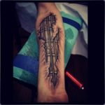 Chitară tatuaj pe valoare de mână, schițe și fotografie inspirațională (foto) Tattoo chitara pe valoare de mana, schite si fotografii inspirationale
