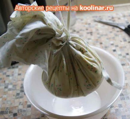 Cake egér syrre - egyszerű receptet (csak egy pergament) Cake egér syrre - egyszerű receptek