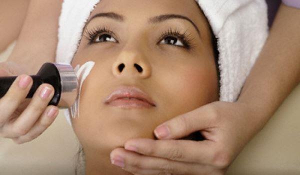Masajul facial cu ultrasunete ceea ce este, indicații și contraindicații