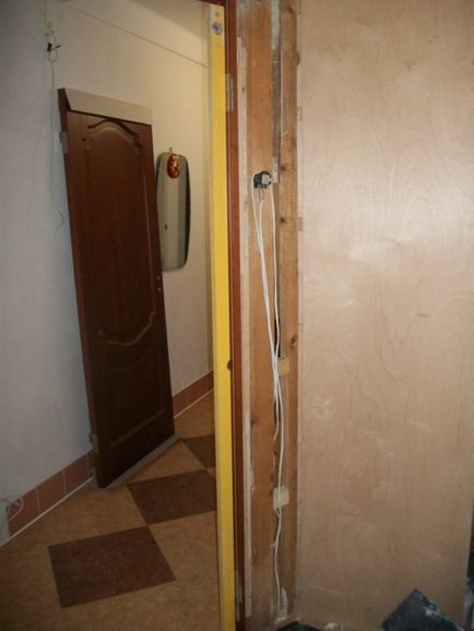 Instalarea ușilor finisate de interior