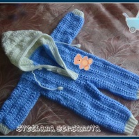 Costume tricotate pentru nou-nascuti cu ace de tricotat