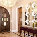 A tükör a teremben Feng Shui létre egy harmonikus design (feng shui) A tükör a teremben Feng Shui létre egy harmonikus kialakítás