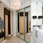 A tükör a teremben Feng Shui létre egy harmonikus design (feng shui) A tükör a teremben Feng Shui létre egy harmonikus kialakítás