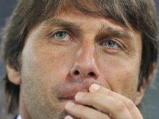 Antonio Conte függesztett fel egy bírósági határozat - fogadóirodák értékelés