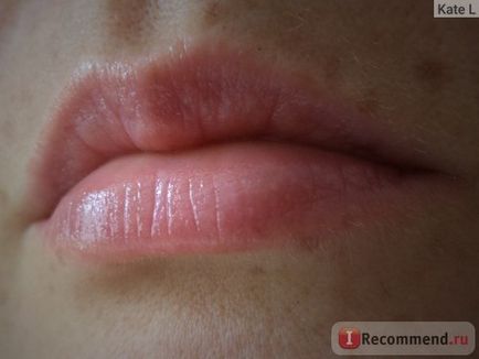 Бальзам-блиск для губ artdeco color booster lip balm - «бальзам для губ з рожевим відтінком