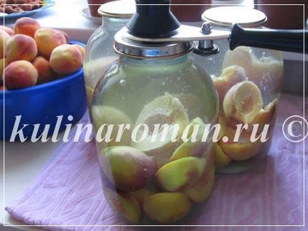 Швидкий компот з персиків на зиму (без стерилізації), смачні рецепти