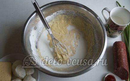 Clatite cu cârnați, brânză și roșii (12 fotografii)