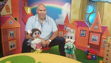 Boxerul grea Nikolai Valuev va conduce programul pentru copii 