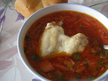 Borsch cu rețete simple de pui, cu conținut scăzut de calorii