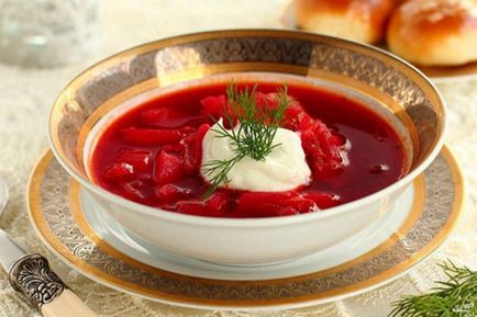 Borsch cu rețete simple de pui, cu conținut scăzut de calorii