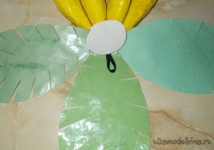 Banana decorative din papier-mache