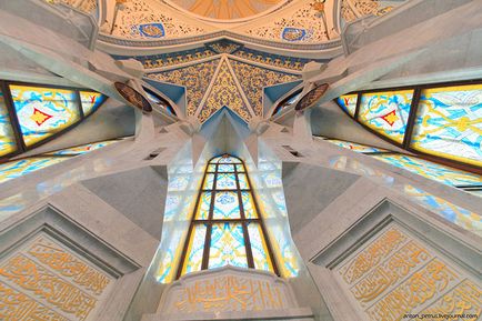 Екскурсія по мечеті кул Шаріф
