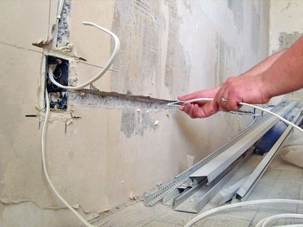 Cabluri în instalațiile de baie, renovarea și proiectarea băii