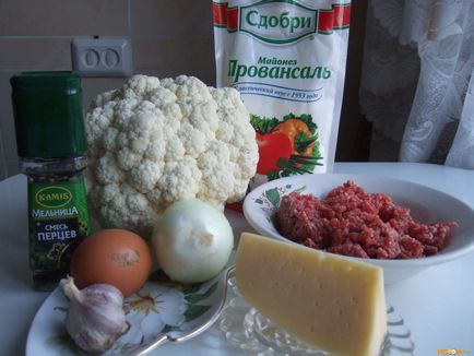 Фарширована цвітна капуста - рецепт, як приготувати з фаршем в духовці