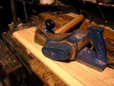 Виготовлення дерев'яних лопатей для вітряка без крутки