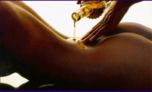 Cum se face masajul cu ulei