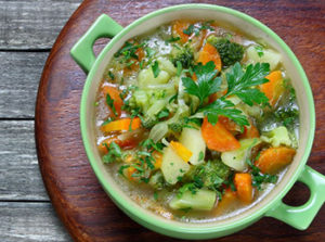 Cum să gătești supă de legume dietetice, dieta pentru scăderea în greutate și rețete dietetice