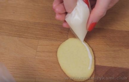 Як приготувати великоднє печиво з глазур'ю покроковий рецепт з фото