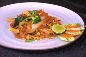 Як приготувати рисову локшину, гід по тайської кухні