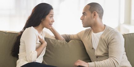 Cum să predați o lecție unui soț pentru insultă
