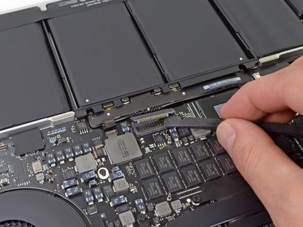 Hogyan szétszedni laptop Apple MacBook Pro 15 - a retina kijelző - blogofolio újszerű Paulova