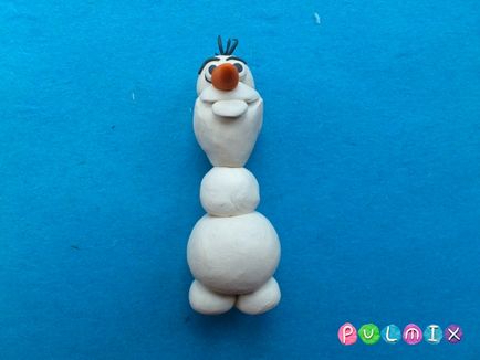 Cum se modelează un om de zăpadă din plasticină în etape