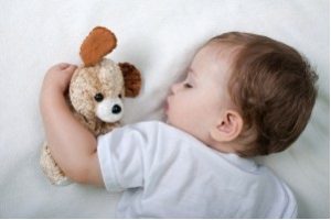 Cum să vindeci sforăitul la un copil la domiciliu fără complicații