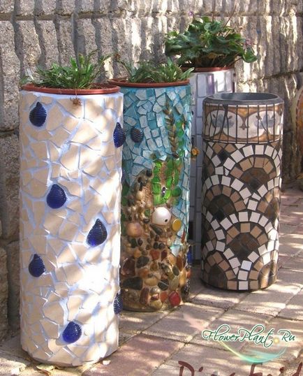 Kashpo cu grădinari de mozaic din Tyumen