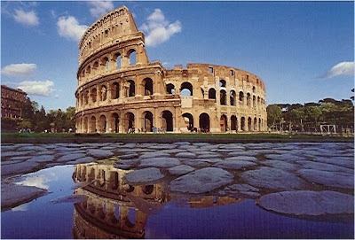 Colosseumul de la Roma, o mulțime de fotografii și videoclipuri minunate