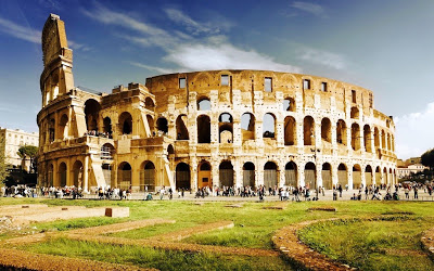 A római Colosseum egy csomó fotó és hűvös video (Colosseum) A római Colosseum egy csomó fotó és videó hűvös